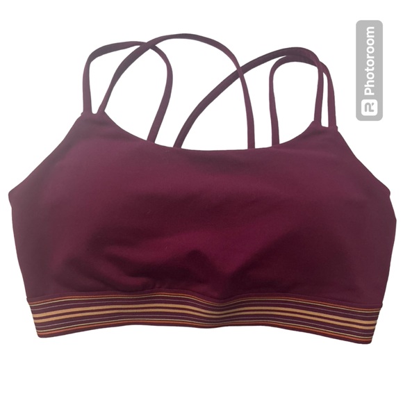 Red Gap Fit sports bra (M) and leggings (S) set - Picture 2 of 4